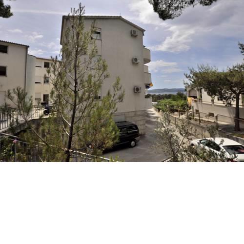 Sunny Katarina apartment