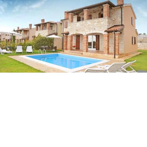 Sunny Villa