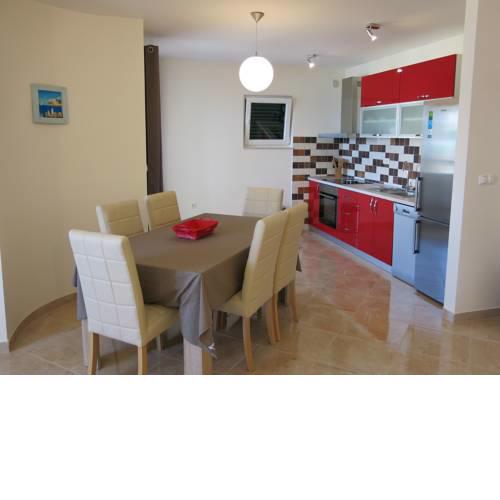 Sunrise Apartment