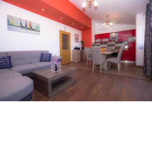 Sunrise Apartment