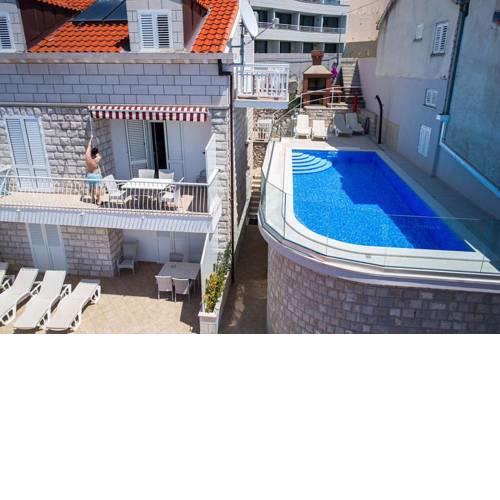 Sunset Apartment