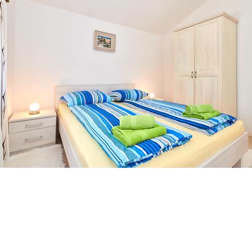 Sunset Holliday Apartment