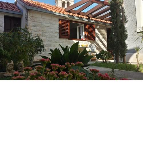 Supetar Apartment City Center