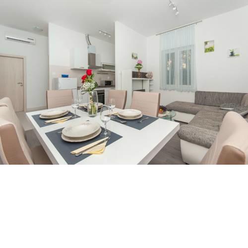 Tanja Apartment