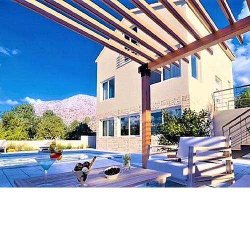 Boutique Holiday home in Donje Polje with with pool and landscape olive garden.