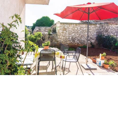 Three-Bedroom Apartment in Biograd
