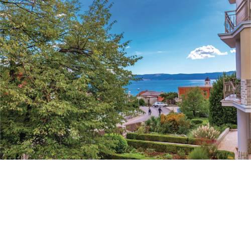 Three-Bedroom Apartment in Crikvenica