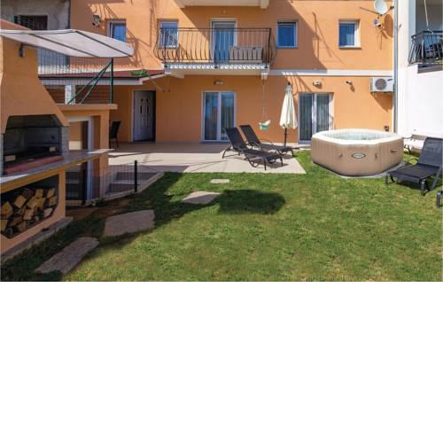 Three-Bedroom Apartment in Kastav