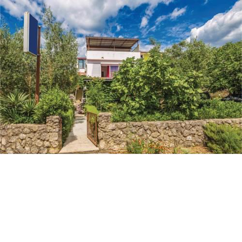 Three-Bedroom Apartment in Krk