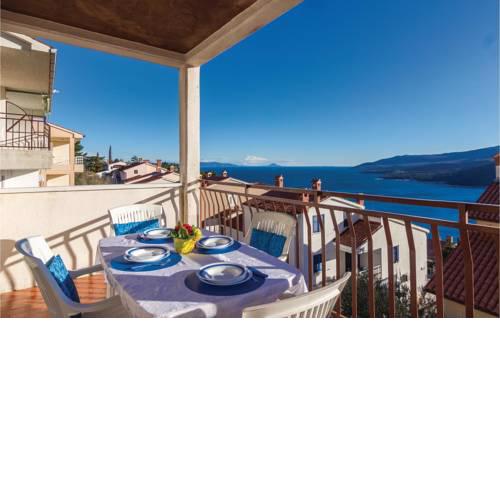 Three-Bedroom Apartment in Rabac