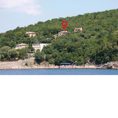Three-Bedroom Apartment in Rijeka