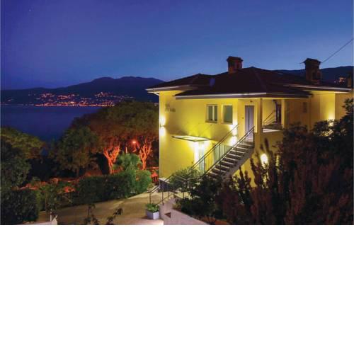 Three-Bedroom Apartment in Rijeka