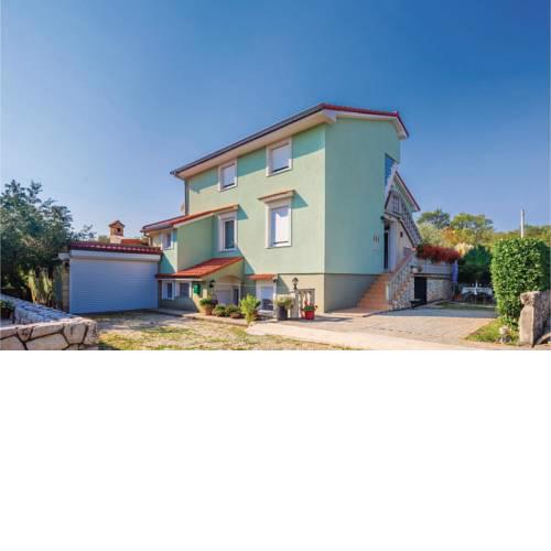 Three-Bedroom Apartment Silo 05