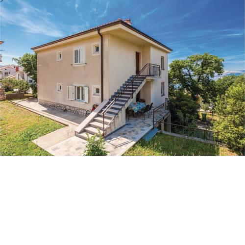Three-Bedroom Apartment with Sea View in Novi Vinodolski