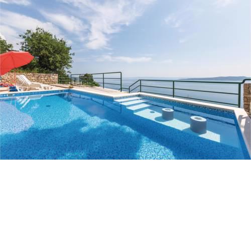 Three-Bedroom Holiday Home in Brela