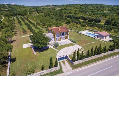 Three-Bedroom Holiday Home in Bukovic