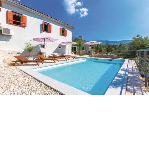 Three-Bedroom Holiday Home in Crikvenica