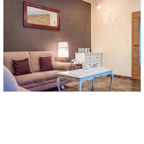 Three-Bedroom Holiday Home in Dubrava