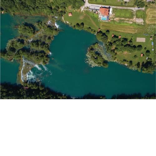 Three-Bedroom Holiday Home in Gornji Zvecaj
