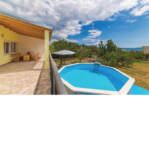 Three-Bedroom Holiday Home in Kastel Stari