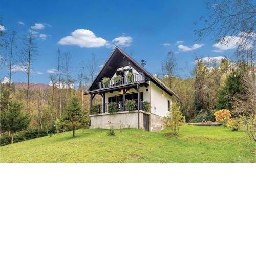 Three-Bedroom Holiday Home in Kuzelj