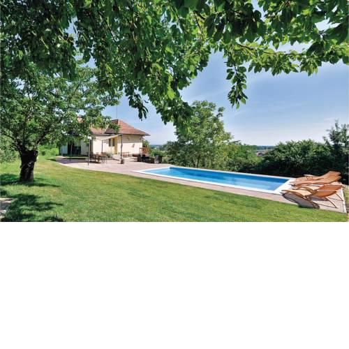 Three-Bedroom Holiday Home in Ludbreg