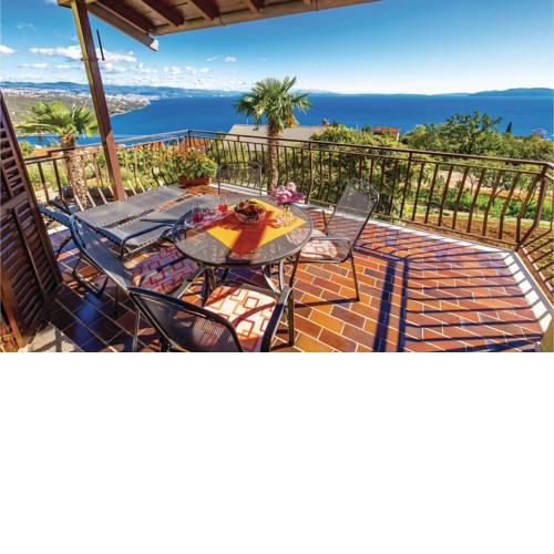 Three-Bedroom Holiday Home in Matulji