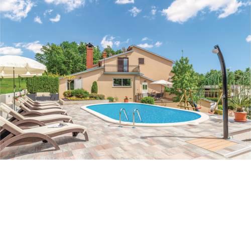 Three-Bedroom Holiday Home in Pazin