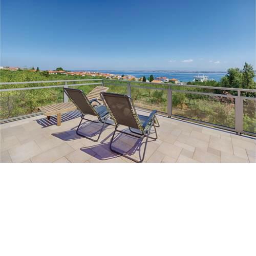 Three-Bedroom Holiday Home in Preko