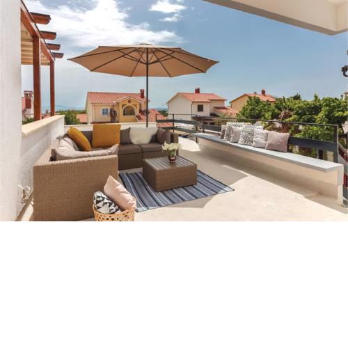 Three-Bedroom Holiday Home in Premantura