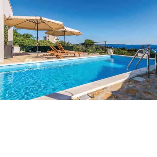Three-Bedroom Holiday Home in Seget Donji