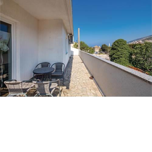 Three-Bedroom Holiday Home in Senj