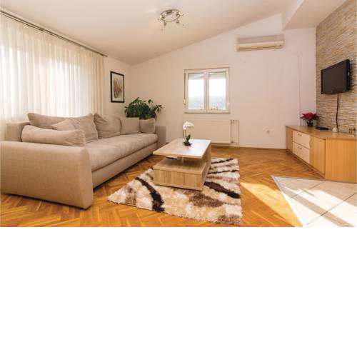 Three-Bedroom Holiday Home in Sukosan Glavica