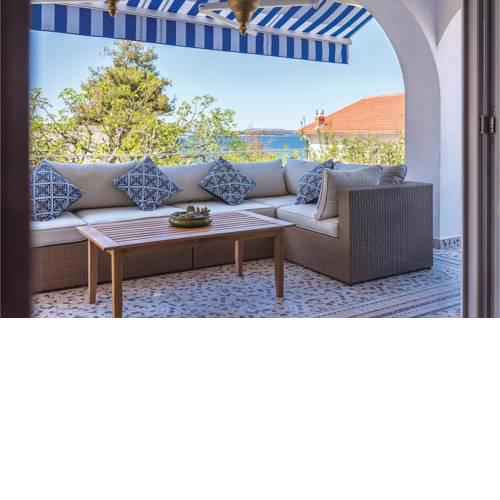 Three-Bedroom Holiday Home in Zaboric