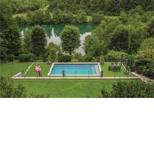 Three-Bedroom Holiday Home in Zvecaj