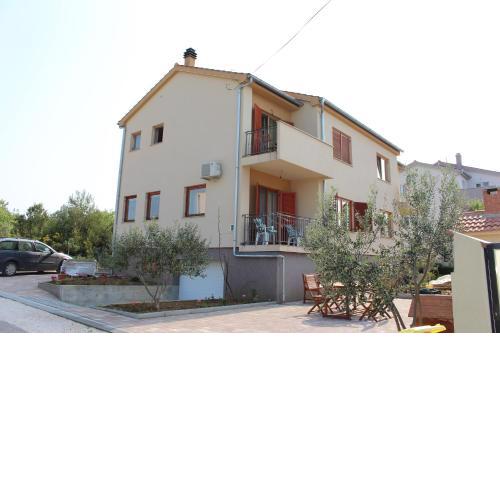Three bedroom house PAKOŠTANE