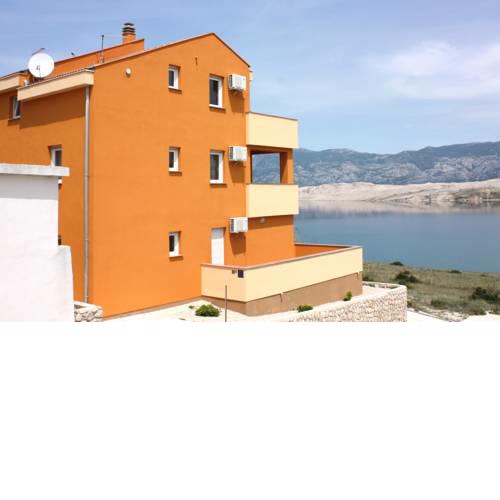 Tina Apartments