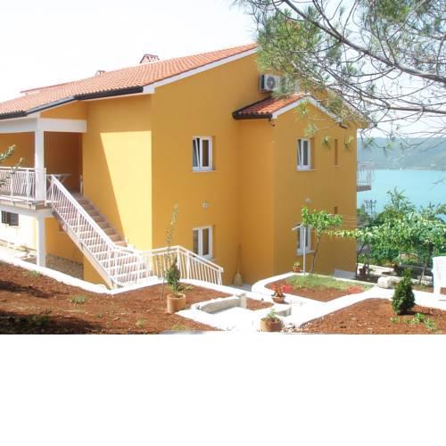 Trget Apartment 1