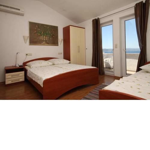 Triple Room Baska Voda 6704f
