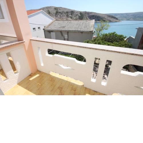 Triple Room Metajna 6378d