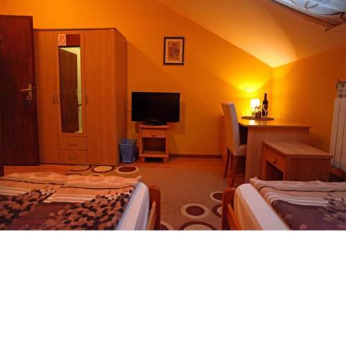 Triple Room Osijek 15994e