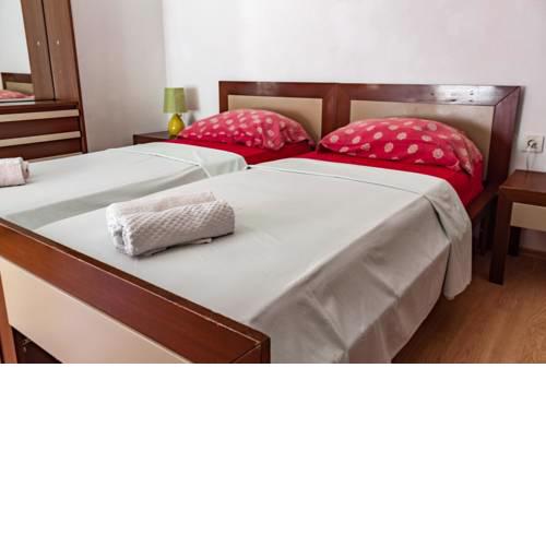 Triple Room Pag 13355b