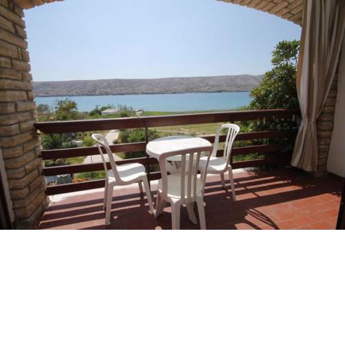 Triple Room Pag 3298a