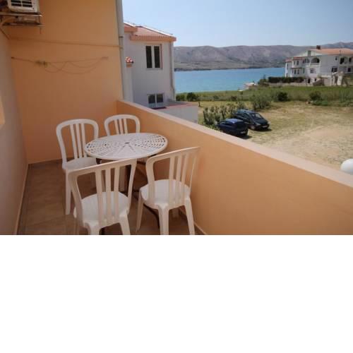 Triple Room Pag 3298f