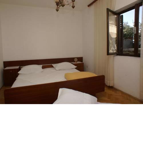 Triple Room Supetar 2868d
