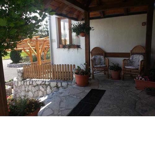 Twin Room Grabovac 12835a