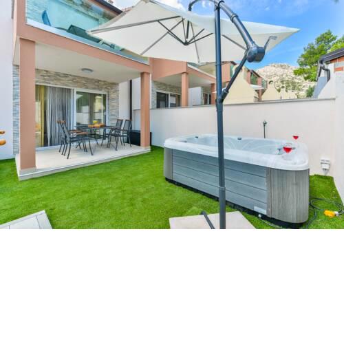 Two bedrom villa with jacuzzy - casA5