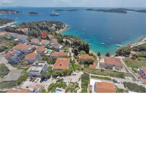 Two-Bedroom Apartment Hvar with Sea View 03