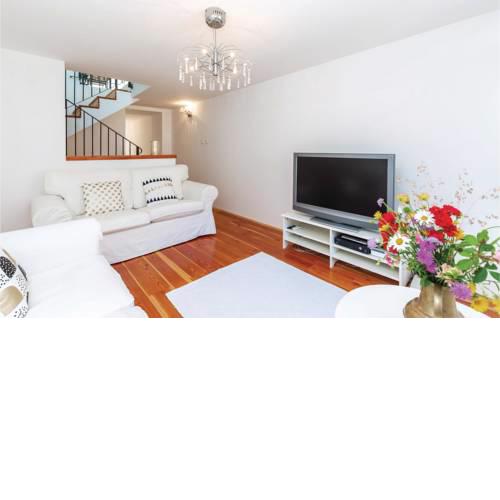Two-Bedroom Apartment in Bakar
