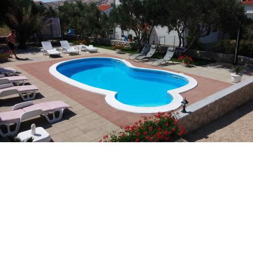 Two-Bedroom Apartment in Barbat VIII